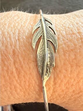 Sterling Silver Feather Cuff Bracelet TA 925 Southwestern Boho Stackable